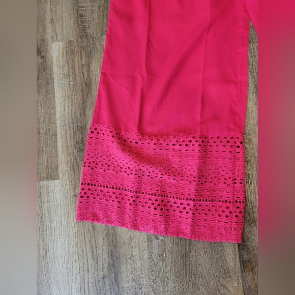 Elegant Pink Women's Pantsuit - Picture 3 of 11